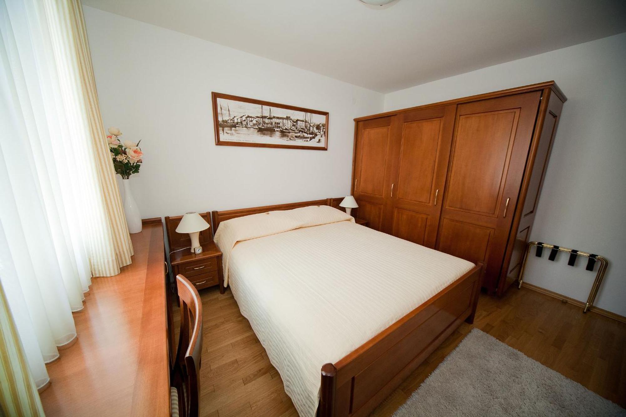 Apartments Villa Castello Crikvenica Exterior foto