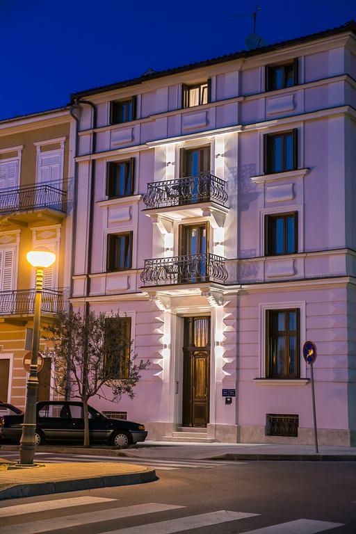 Apartments Villa Castello Crikvenica Exterior foto