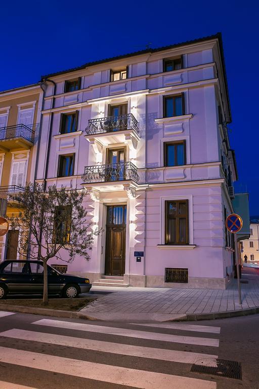 Apartments Villa Castello Crikvenica Exterior foto